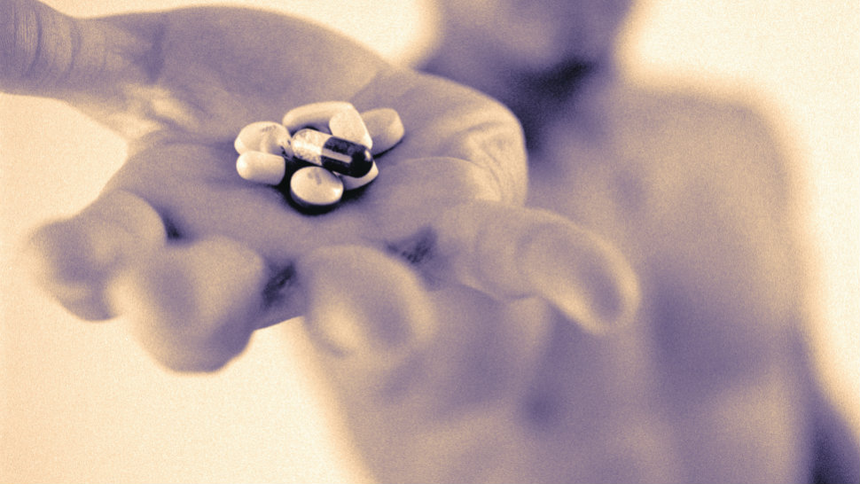 Urgent Warning Canada Runs Low On Essential Painkillers - l9ephmk