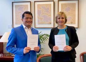 Dr Chris Moy with Independent MP Zali Steggall