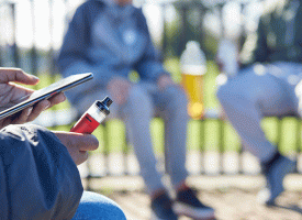 vaping teen