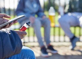 Teen vaping