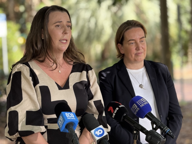 AMA President Dr Danielle McMullen and AMA NSW President Dr Kathryn Austin addressing the media at a press conference