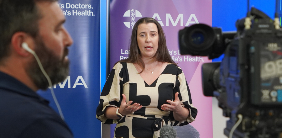 Dr Danielle McMullen